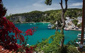 Liadromia Hotel